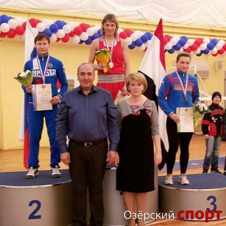 Сборная региона по боксу среди женщин заняла 3 место на чемпионате России
