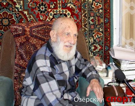 102-летний южноуралец открыл матч "Спартак" – "Динамо"