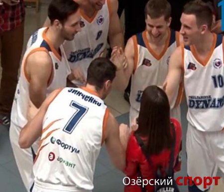 Баскетболисты «Динамо» устроили флешмоб в торговом комплексе в Челябинске