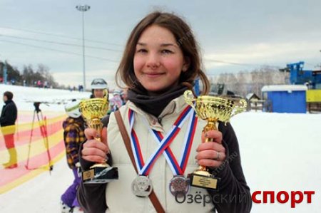 Магнитогорская сноубордистка Полина Смоленцева завоевала 2 медали чемпионата России